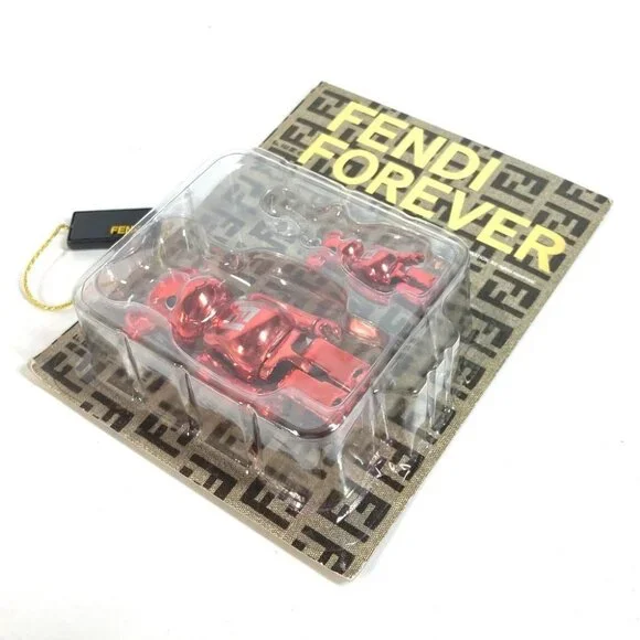 FENDI Unopened Medicom Toy BE @ RBRICK FENDI FOREVER charm Plastic Red Unused - Picture 5 of 9